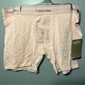 Calvin Klein Men's Pink Valentine’s Boxer Briefs